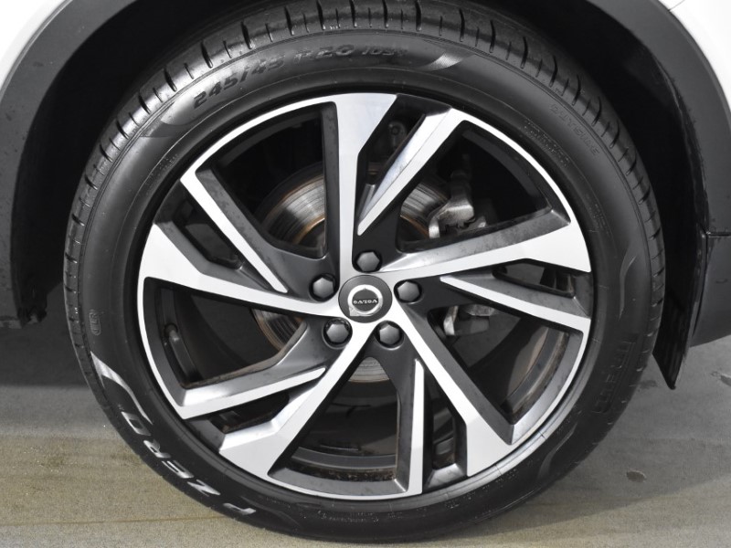 2021 (21) VOLVO XC40 1.5 T3 [163] R DESIGN Pro 5dr 3528015