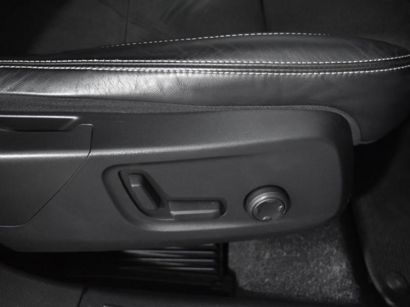 2021 (21) VOLVO XC40 1.5 T3 [163] R DESIGN Pro 5dr 3528006