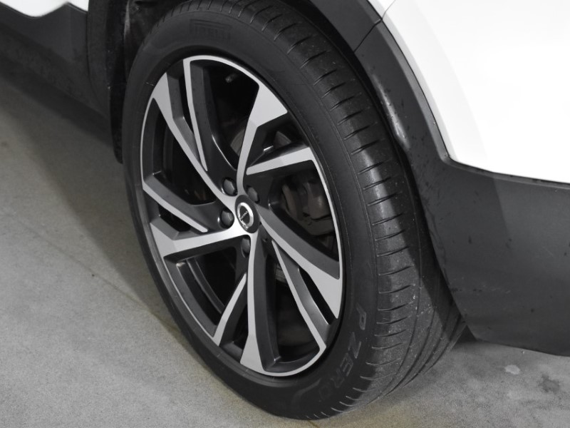 2021 (21) VOLVO XC40 1.5 T3 [163] R DESIGN Pro 5dr 3528011