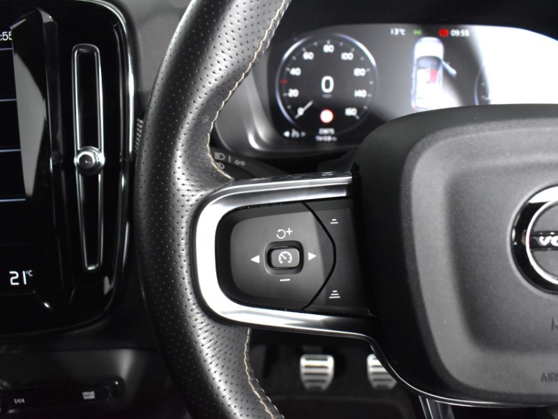 2021 (21) VOLVO XC40 1.5 T3 [163] R DESIGN Pro 5dr 3528004