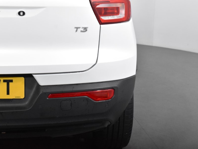 2021 (21) VOLVO XC40 1.5 T3 [163] R DESIGN Pro 5dr 3528012