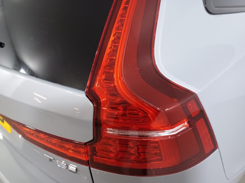 2024 (74) VOLVO V60 2.0 T8 [455] PHEV Ultra Dark 5dr AWD Auto 3846527