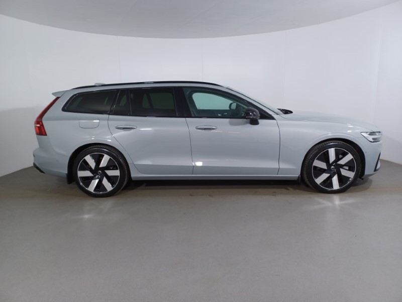 2024 (74) VOLVO V60 2.0 T8 [455] PHEV Ultra Dark 5dr AWD Auto 3846505