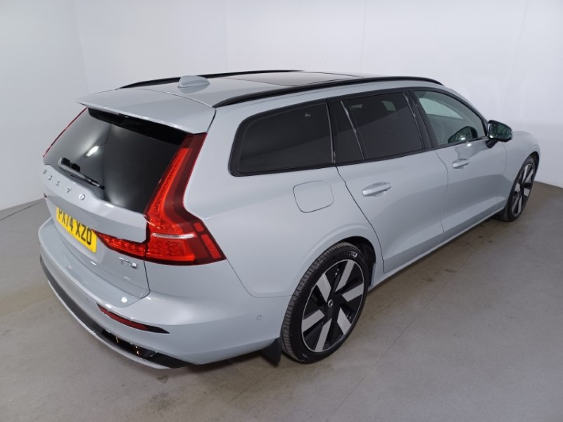 2024 (74) VOLVO V60 2.0 T8 [455] PHEV Ultra Dark 5dr AWD Auto 3846504