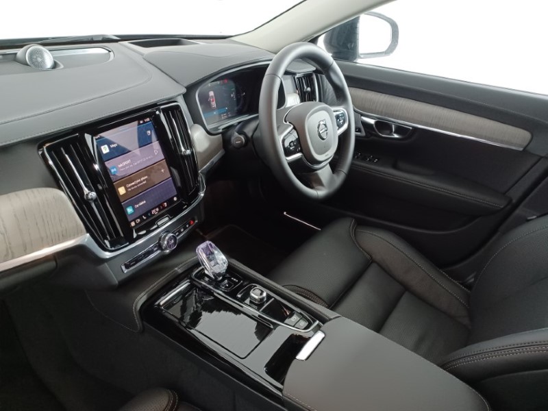 2024 (74) VOLVO V90 2.0 T8 [455] PHEV Ultra Dark 5dr AWD Auto 3847045