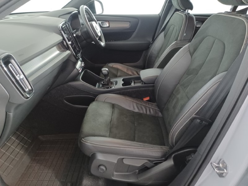 2021 (21) VOLVO XC40 1.5 T3 [163] R DESIGN 5dr 3537964
