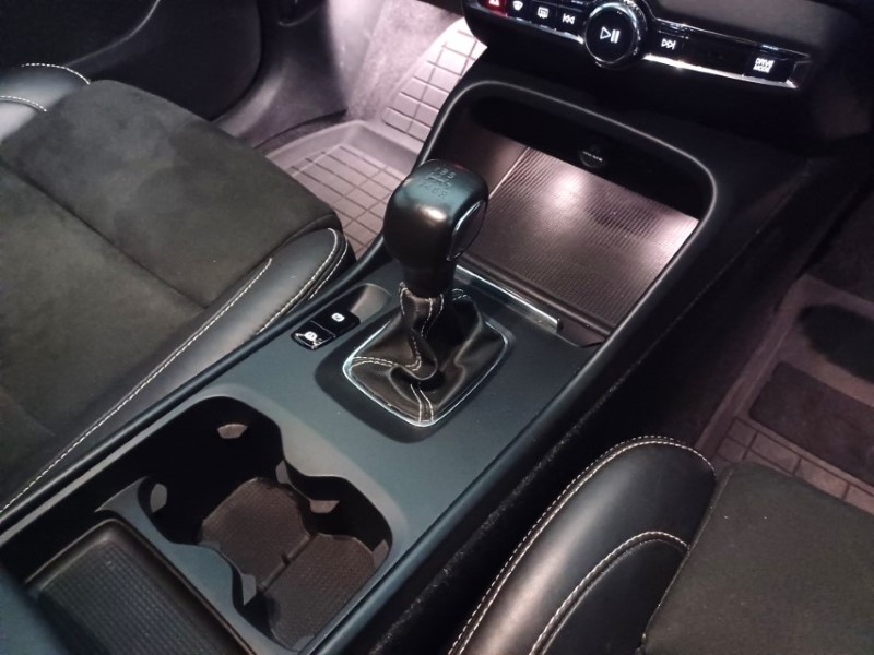 2021 (21) VOLVO XC40 1.5 T3 [163] R DESIGN 5dr 3537952