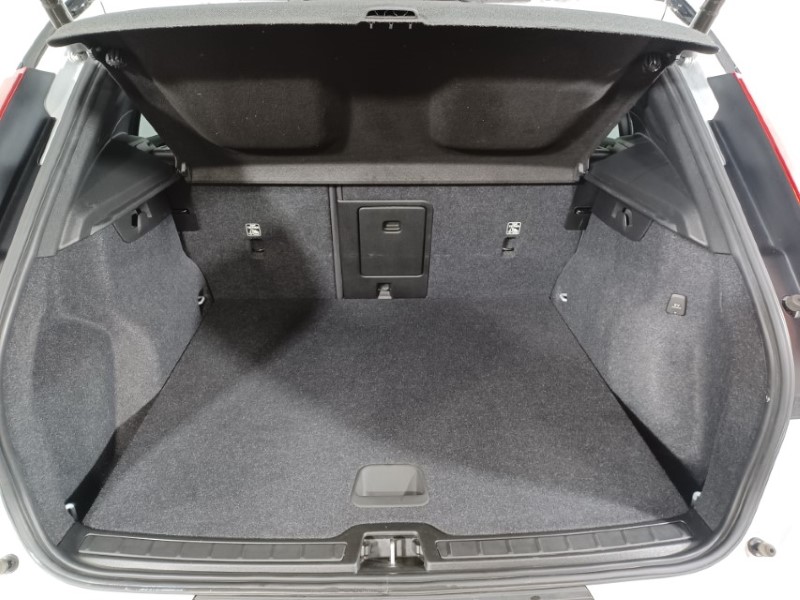 2021 (21) VOLVO XC40 1.5 T3 [163] R DESIGN 5dr 3537955