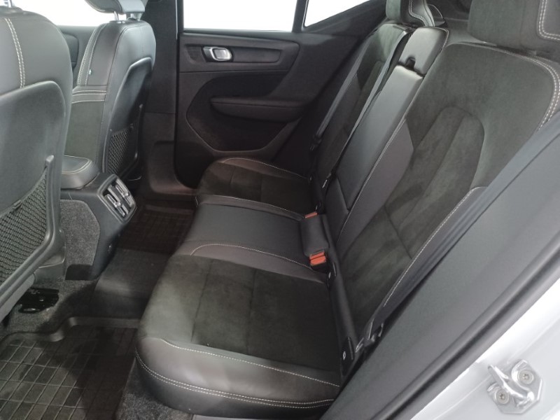 2021 (21) VOLVO XC40 1.5 T3 [163] R DESIGN 5dr 3537969