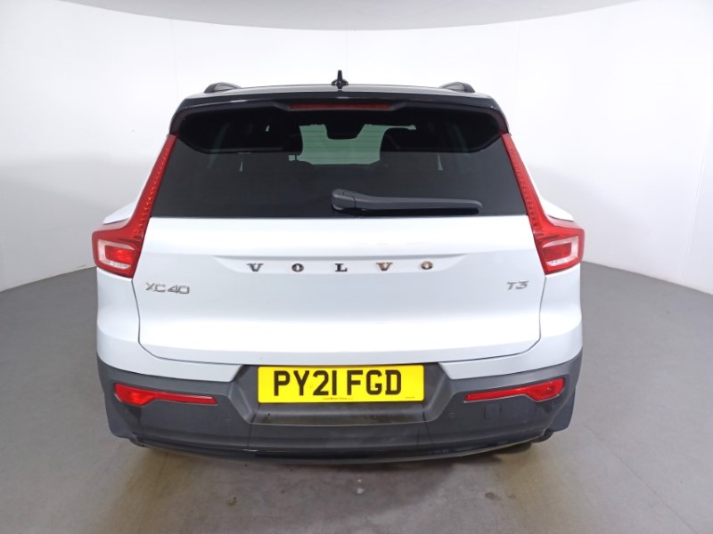 2021 (21) VOLVO XC40 1.5 T3 [163] R DESIGN 5dr 3537939
