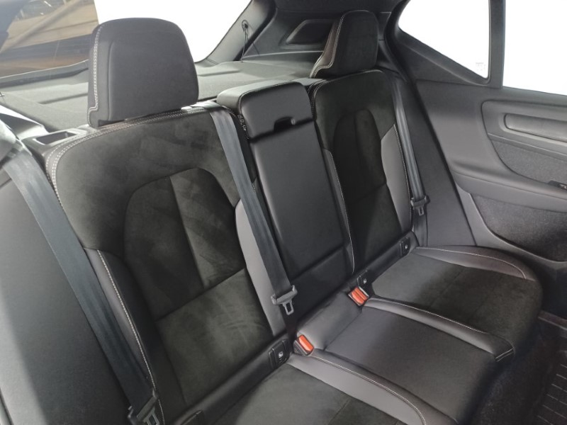 2021 (21) VOLVO XC40 1.5 T3 [163] R DESIGN 5dr 3537961