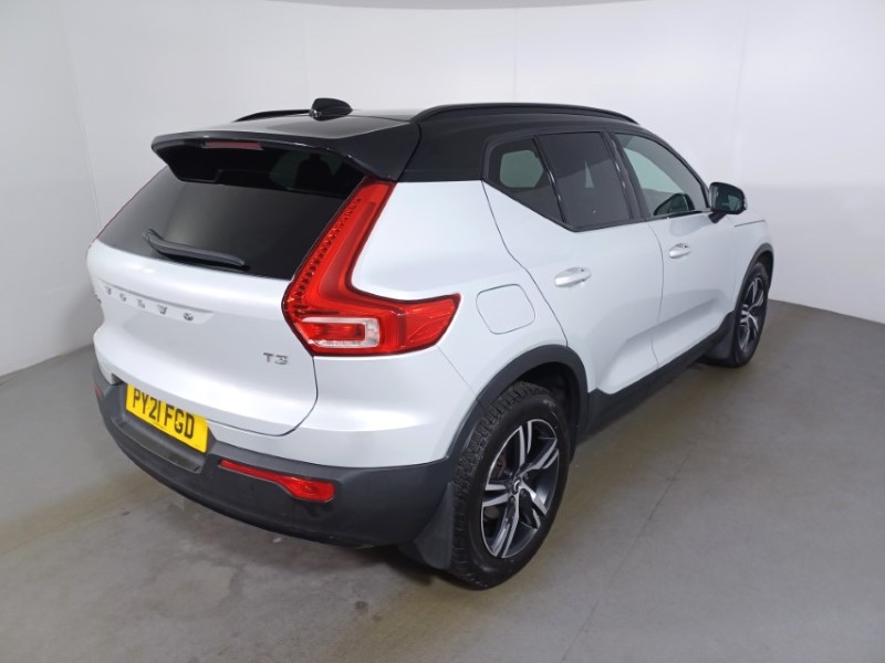 2021 (21) VOLVO XC40 1.5 T3 [163] R DESIGN 5dr 3537940