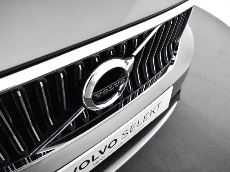 2021 (71) VOLVO XC40 1.5 T3 [163] Inscription Pro 5dr Geartronic 3553126