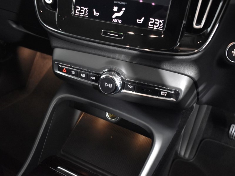 2021 (71) VOLVO XC40 1.5 T3 [163] Inscription Pro 5dr Geartronic 3553114