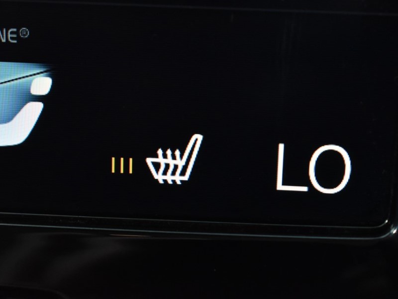 2020 (70) VOLVO V90 2.0 T4 Momentum Plus 5dr Geartronic 3633230