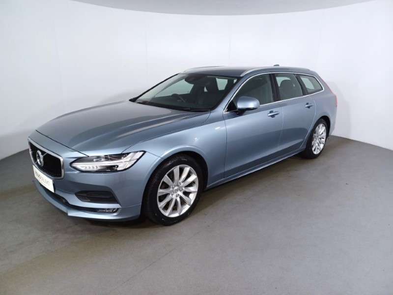 2020 (70) VOLVO V90 2.0 T4 Momentum Plus 5dr Geartronic 3633201