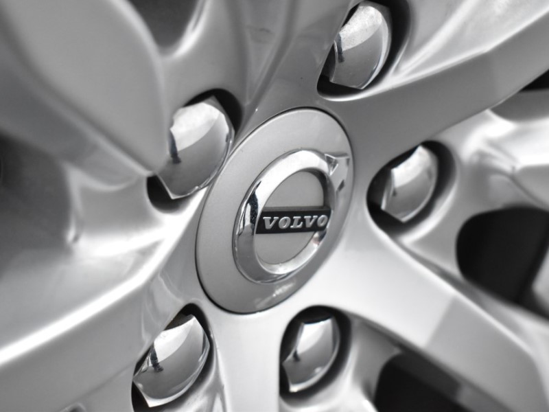 2020 (70) VOLVO V90 2.0 T4 Momentum Plus 5dr Geartronic 3633238