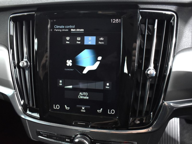 2020 (70) VOLVO V90 2.0 T4 Momentum Plus 5dr Geartronic 3633228