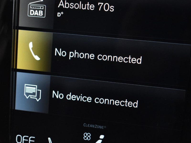 2020 (70) VOLVO V90 2.0 T4 Momentum Plus 5dr Geartronic 3633226