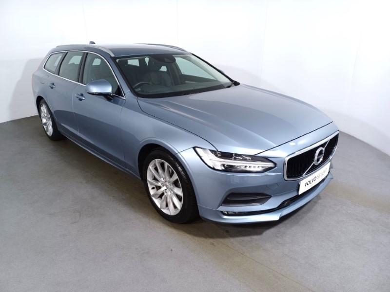 2020 (70) VOLVO V90 2.0 T4 Momentum Plus 5dr Geartronic