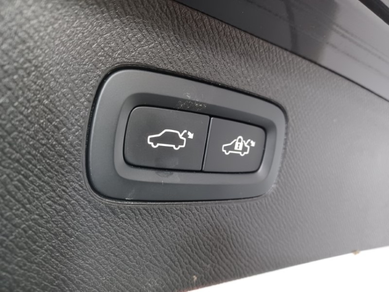 2021 (21) VOLVO XC90 2.0 B5D [235] R DESIGN Pro 5dr AWD Geartronic 3611214