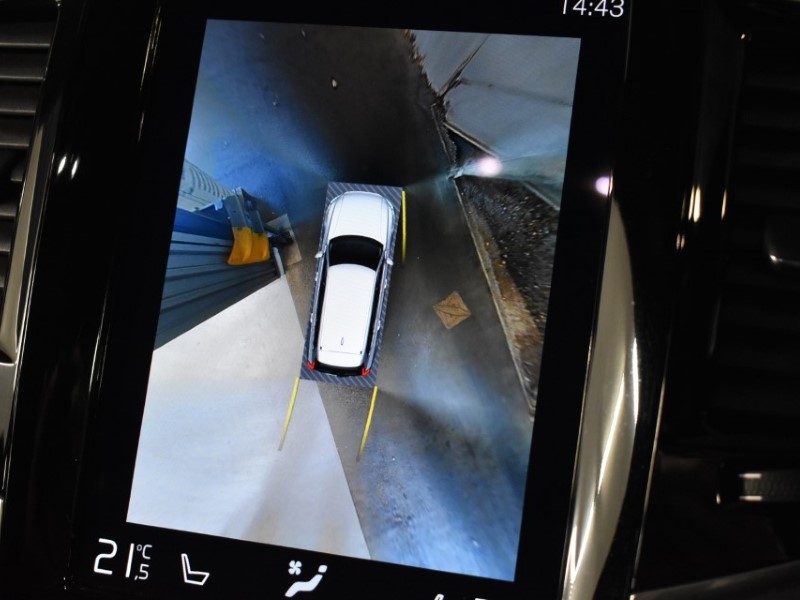 2021 (21) VOLVO XC90 2.0 B5D [235] R DESIGN Pro 5dr AWD Geartronic 3611288