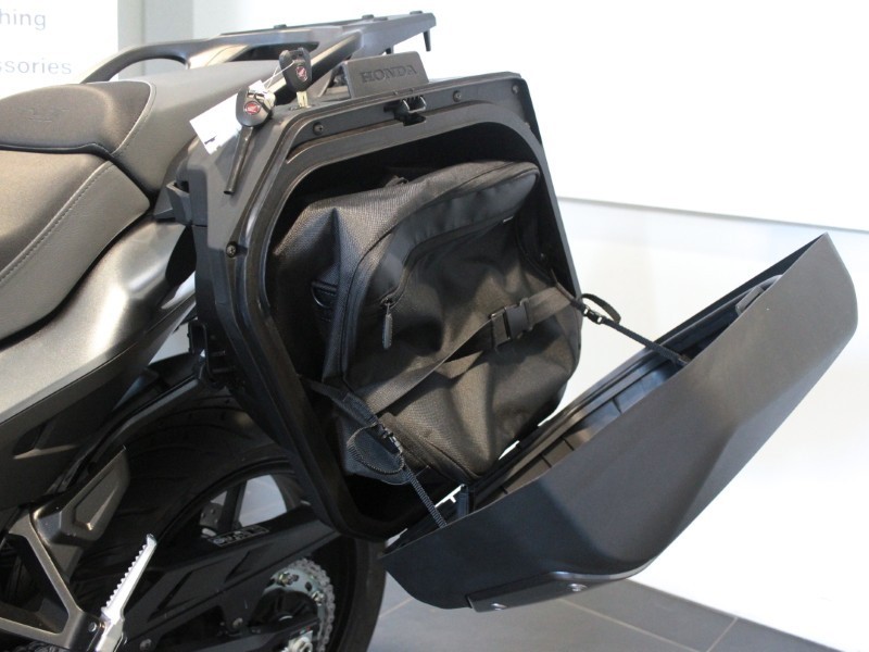  Honda NT1100 5536065