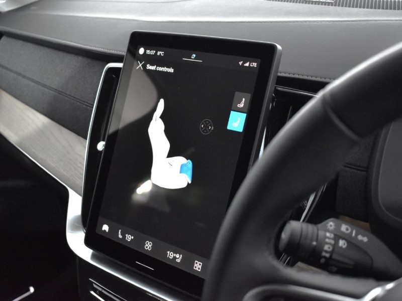 2024 (74) VOLVO XC90 2.0 B5P [250] Plus Dark 5dr AWD Geartronic 3848101