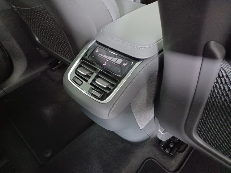 2024 (74) VOLVO XC90 2.0 B5P [250] Plus Dark 5dr AWD Geartronic 3848060