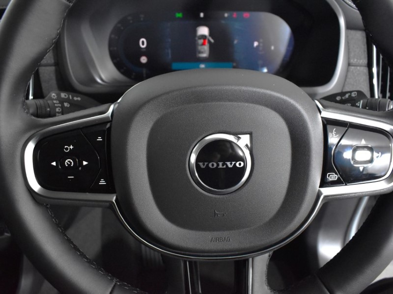 2024 (74) VOLVO XC90 2.0 B5P [250] Plus Dark 5dr AWD Geartronic 3848097