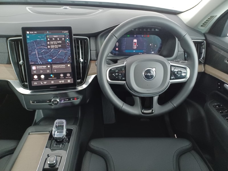 2024 (74) VOLVO XC90 2.0 B5P [250] Plus Dark 5dr AWD Geartronic 3848061