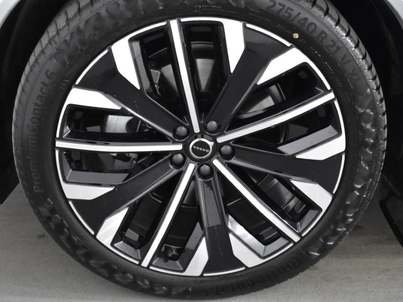 2024 (74) VOLVO XC90 2.0 B5P [250] Plus Dark 5dr AWD Geartronic 3848102