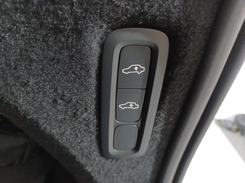 2024 (74) VOLVO XC90 2.0 B5P [250] Plus Dark 5dr AWD Geartronic 3848066