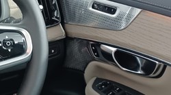 2024 (74) VOLVO XC90 2.0 T8 PHEV Ultra Bright 5dr AWD Geartronic 3849890