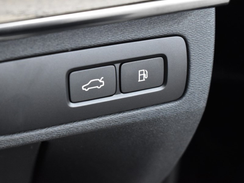 2024 (74) VOLVO XC90 2.0 T8 PHEV Ultra Bright 5dr AWD Geartronic 3849921