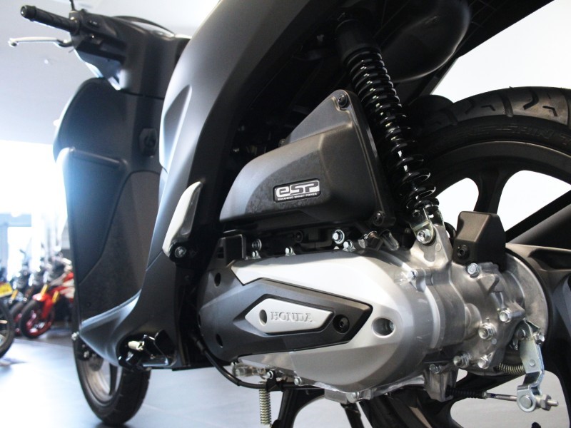  Honda Vision NSC110 5452011
