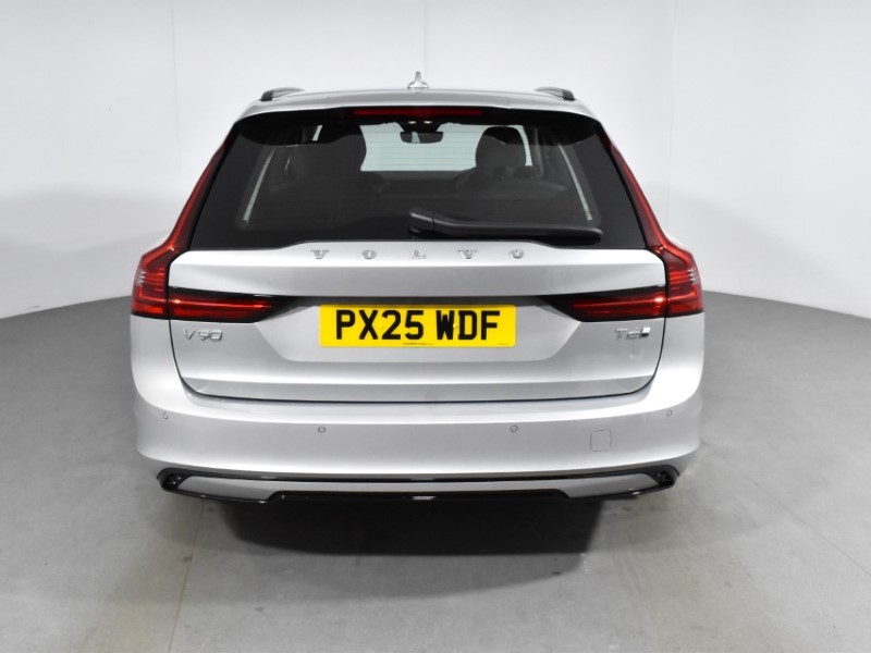 2025 (25) VOLVO V90 2.0 T6 [350] RC PHEV Plus Dark 5dr AWD Auto 4089399