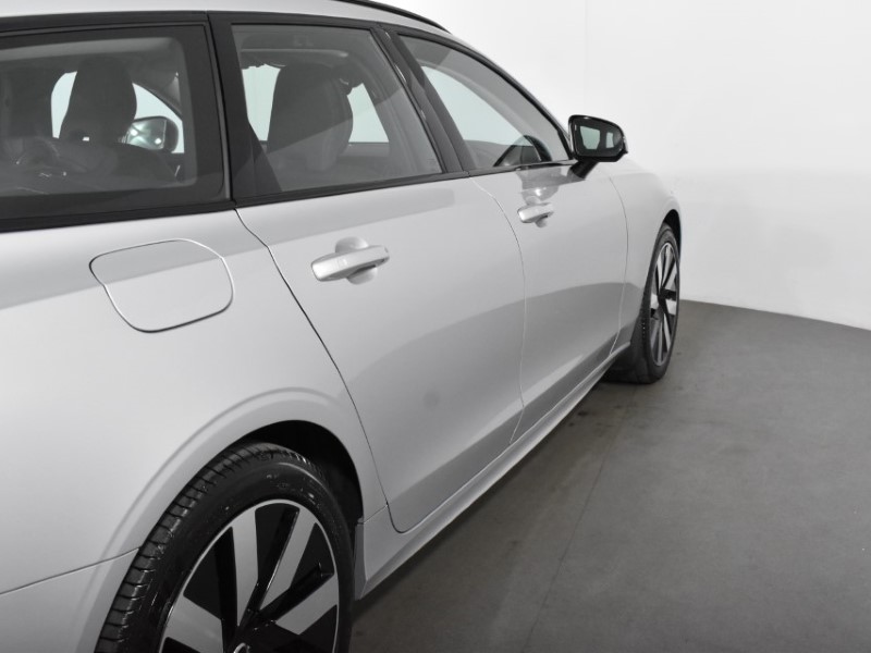 2025 (25) VOLVO V90 2.0 T6 [350] RC PHEV Plus Dark 5dr AWD Auto 4089403