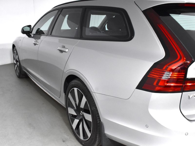 2025 (25) VOLVO V90 2.0 T6 [350] RC PHEV Plus Dark 5dr AWD Auto 4089408