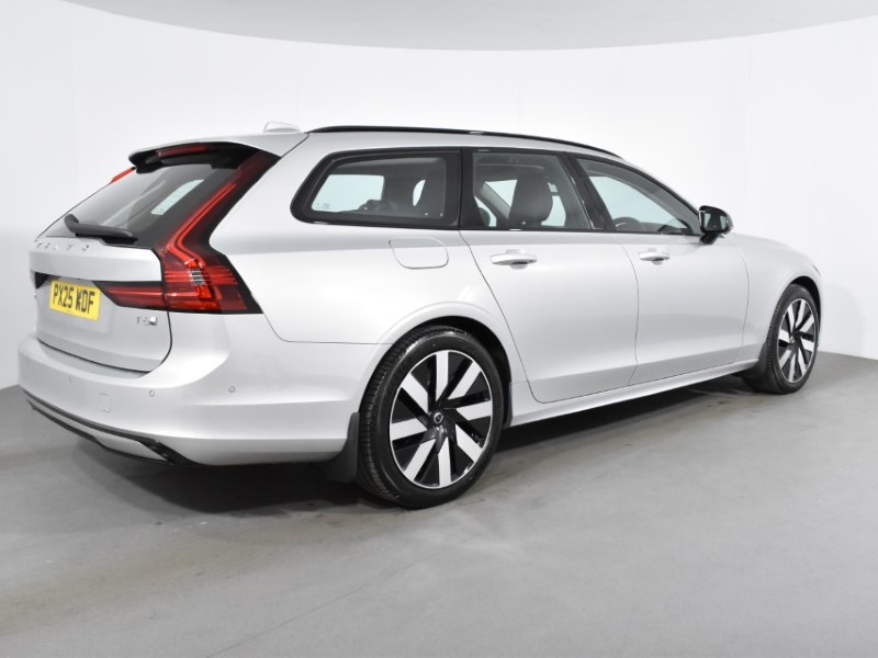 2025 (25) VOLVO V90 2.0 T6 [350] RC PHEV Plus Dark 5dr AWD Auto 4089360