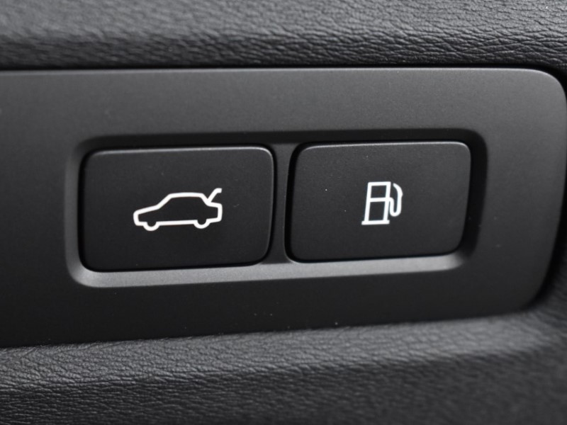 2025 (25) VOLVO V90 2.0 T6 [350] RC PHEV Plus Dark 5dr AWD Auto 4089388