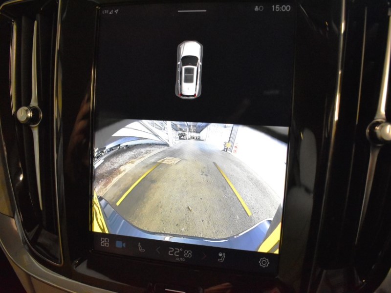 2025 (25) VOLVO V60 2.0 B4P Plus Dark 5dr Auto [7 speed] 4095745