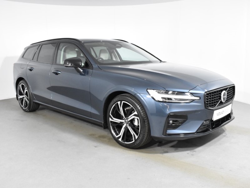 2025 (25) VOLVO V60 2.0 B4P Plus Dark 5dr Auto [7 speed]