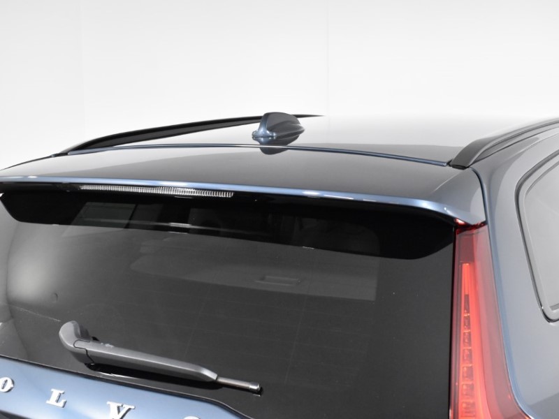 2025 (25) VOLVO V60 2.0 B4P Plus Dark 5dr Auto [7 speed] 4095767