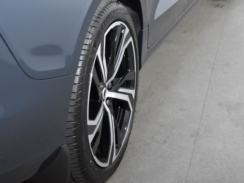 2025 (25) VOLVO V60 2.0 B4P Plus Dark 5dr Auto [7 speed] 4095766