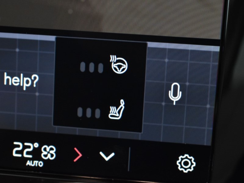 2025 (25) VOLVO V60 2.0 B4P Plus Dark 5dr Auto [7 speed] 4095752