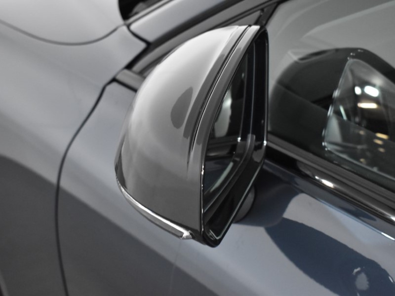 2025 (25) VOLVO V60 2.0 B4P Plus Dark 5dr Auto [7 speed] 4095770