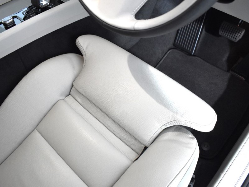 2025 (25) VOLVO V60 2.0 B4P Plus Dark 5dr Auto [7 speed] 4095760