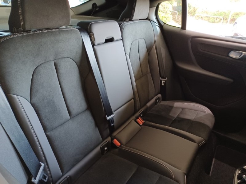 2025 (25) VOLVO EC40 300kW Twin Plus 82kWh 5dr AWD Auto 4071342