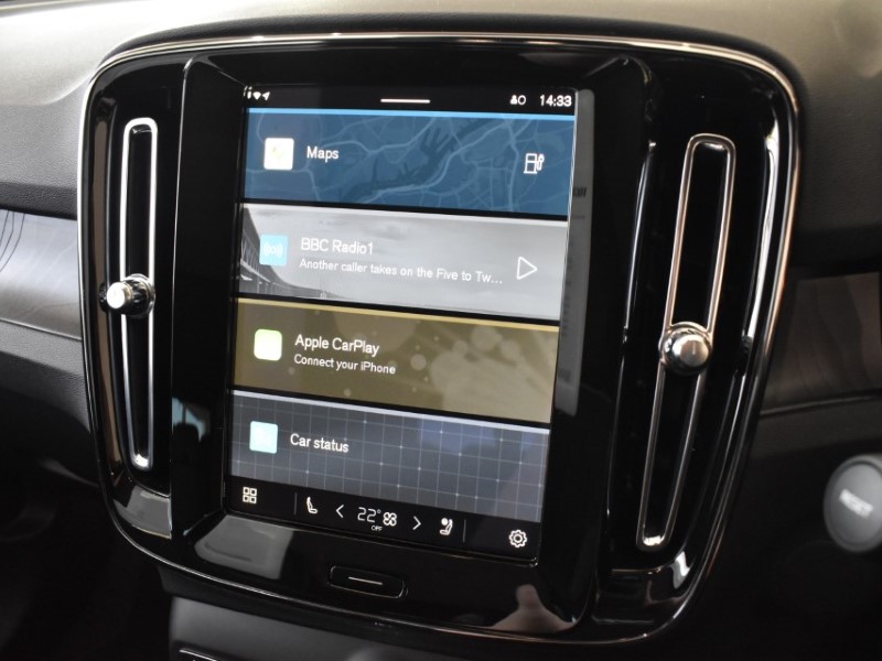 2025 (25) VOLVO EC40 300kW Twin Plus 82kWh 5dr AWD Auto 4071359